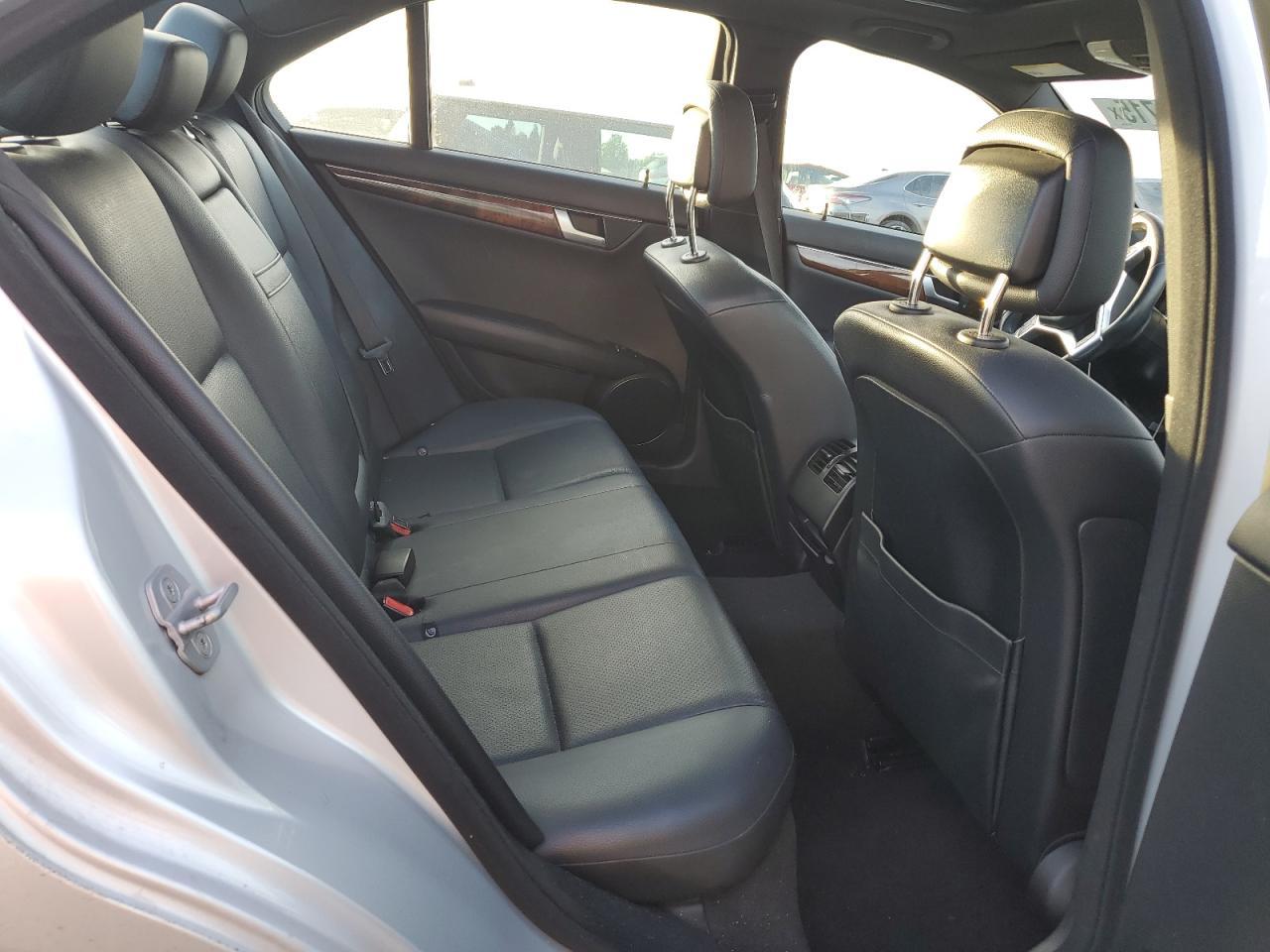 2012 MERCEDES-BENZ C-CLASS