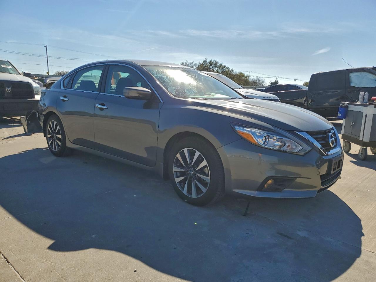 2017 NISSAN ALTIMA