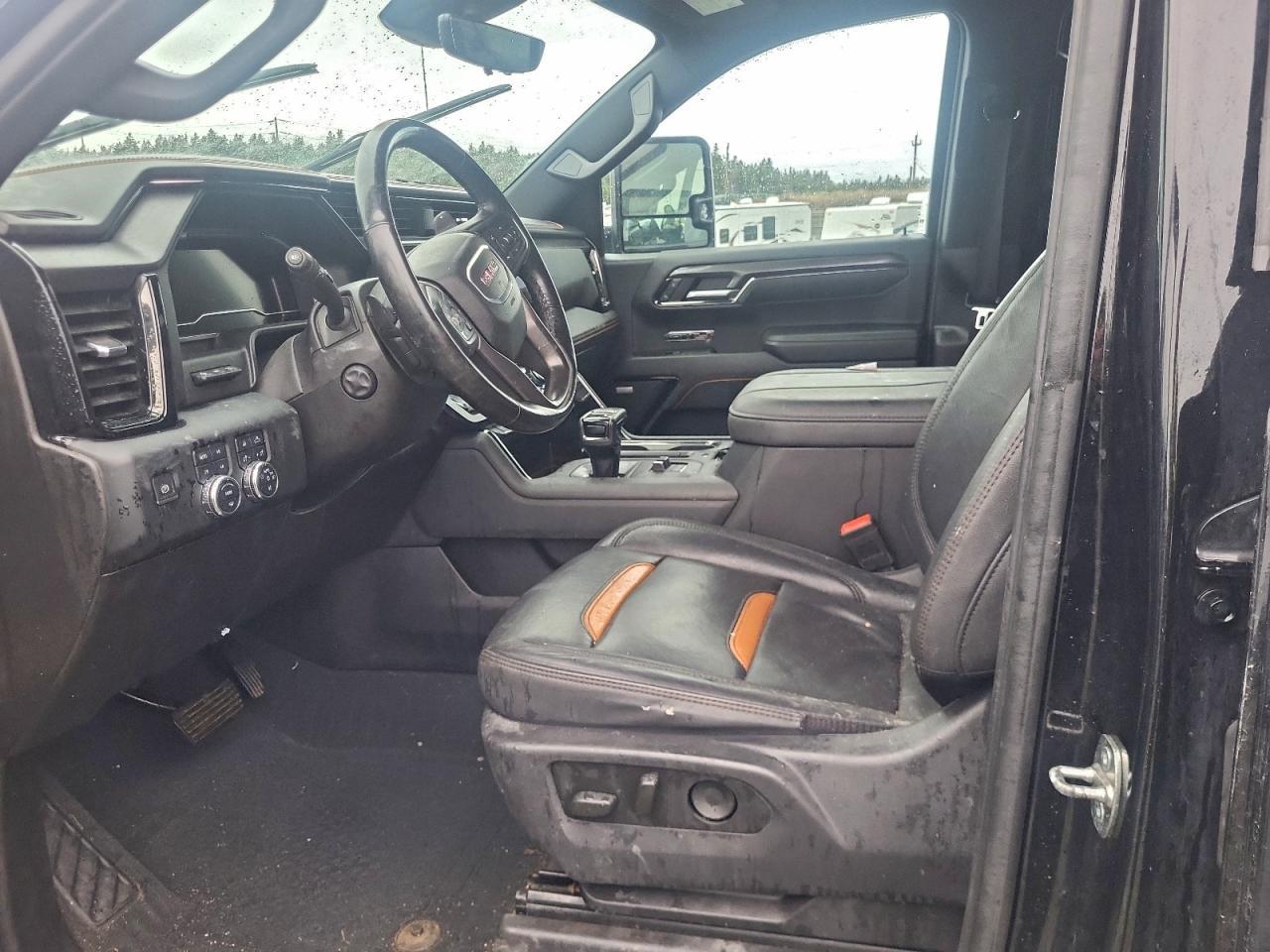 2023 GMC Sierra