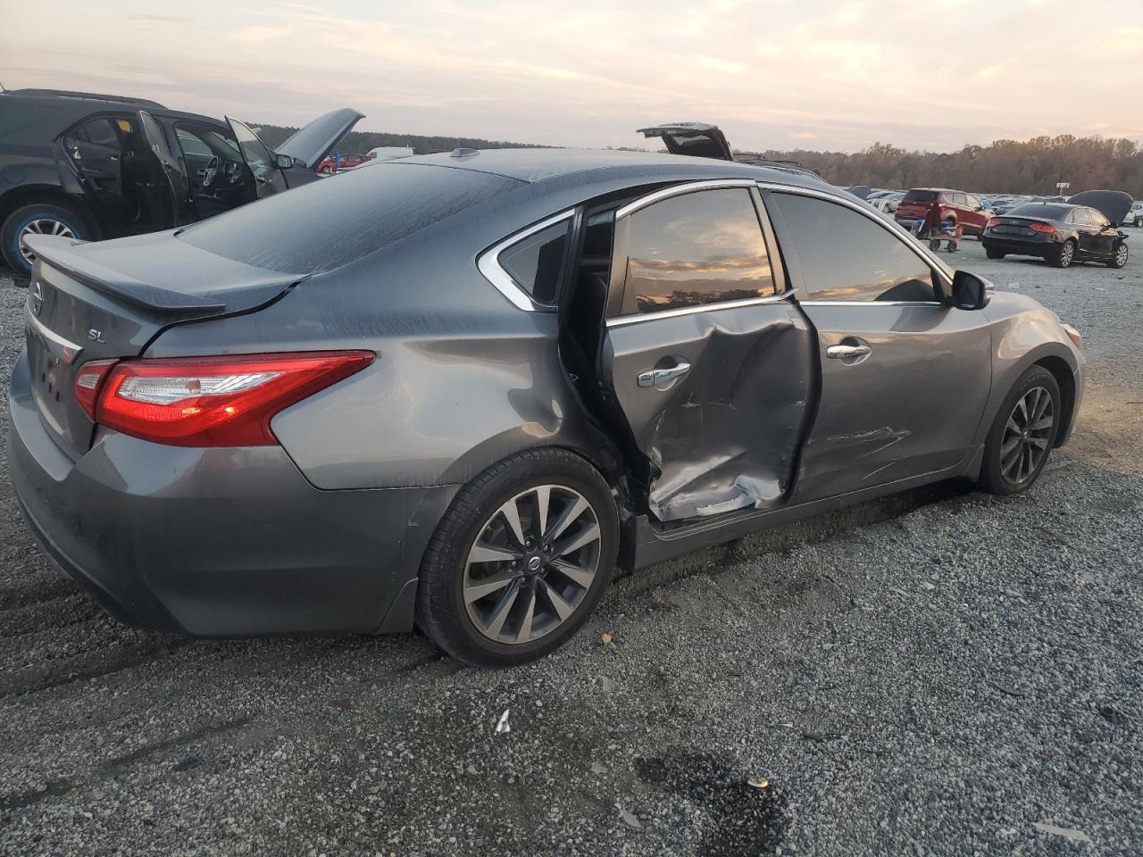 2016 NISSAN ALTIMA
