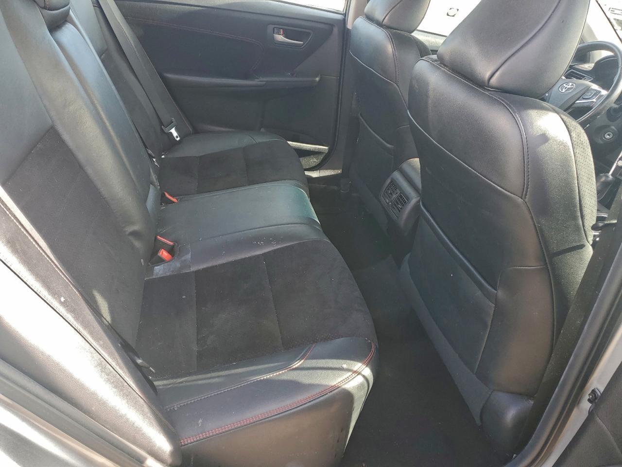 2015 TOYOTA CAMRY