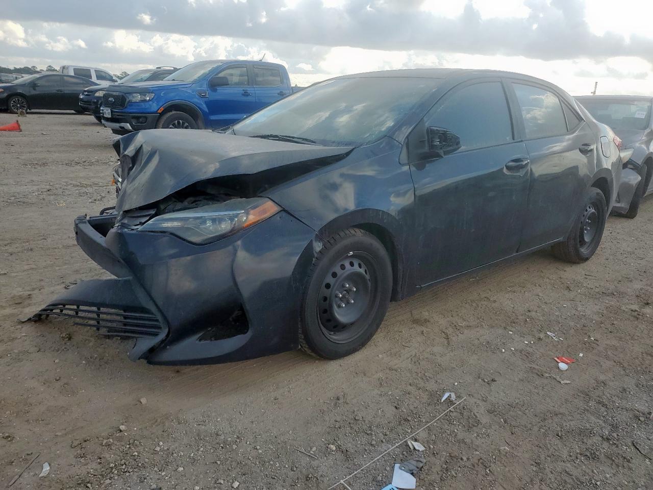 2018 TOYOTA COROLLA