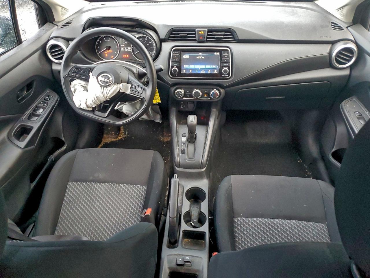 2024 NISSAN VERSA