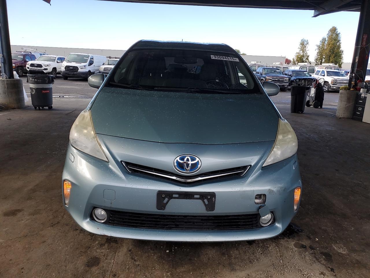 2014 TOYOTA PRIUS V