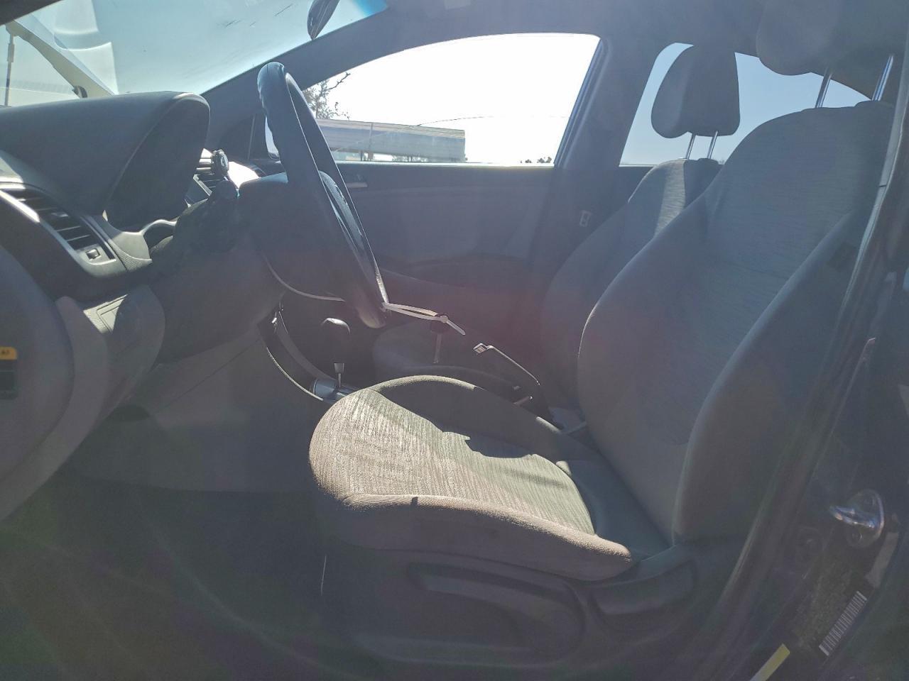 2015 HYUNDAI ACCENT