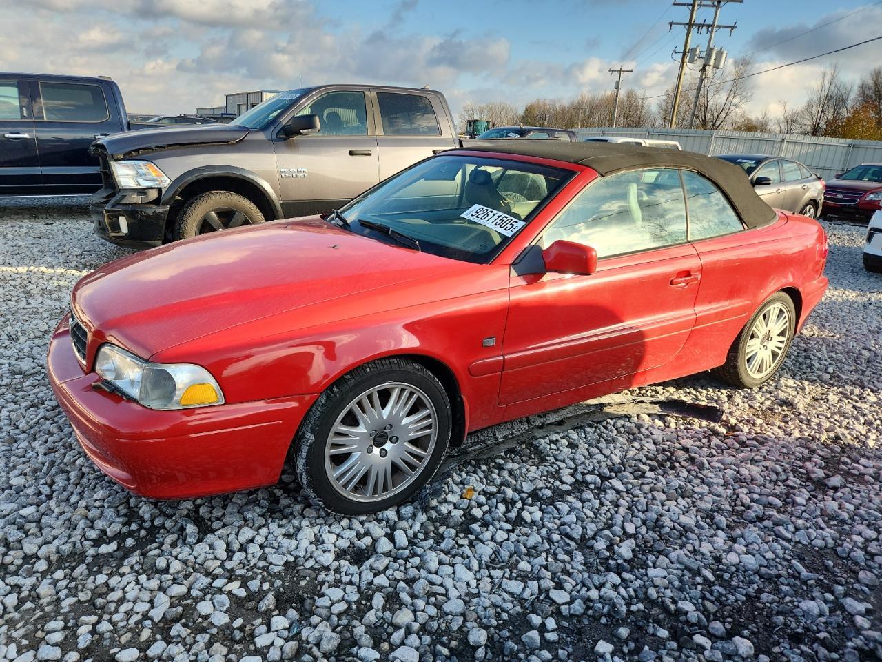 2004 VOLVO C70