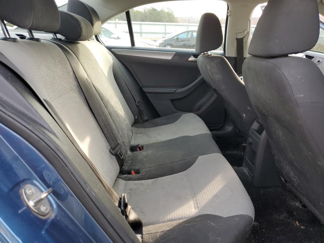 2018 VOLKSWAGEN JETTA