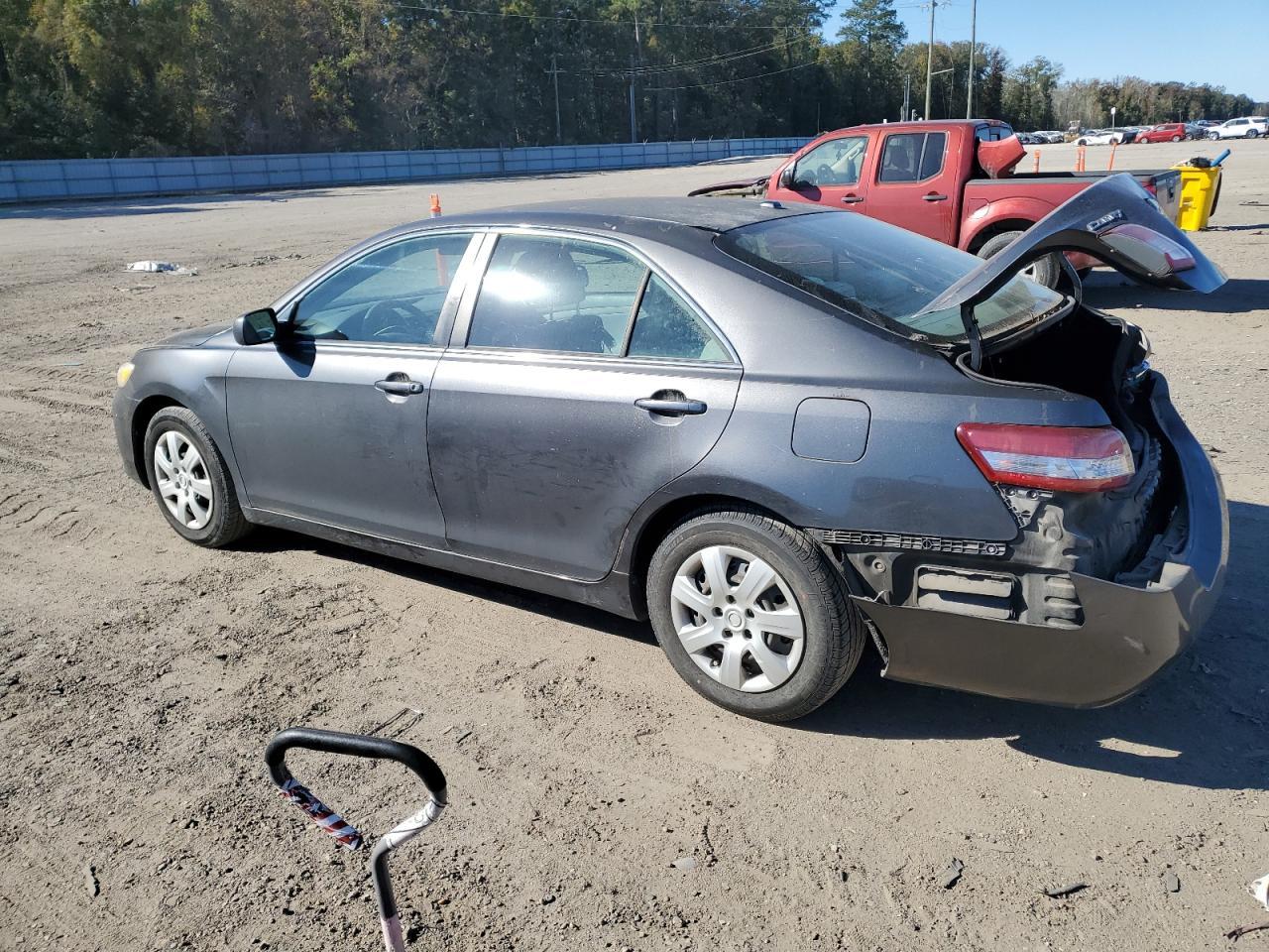 2010 TOYOTA CAMRY