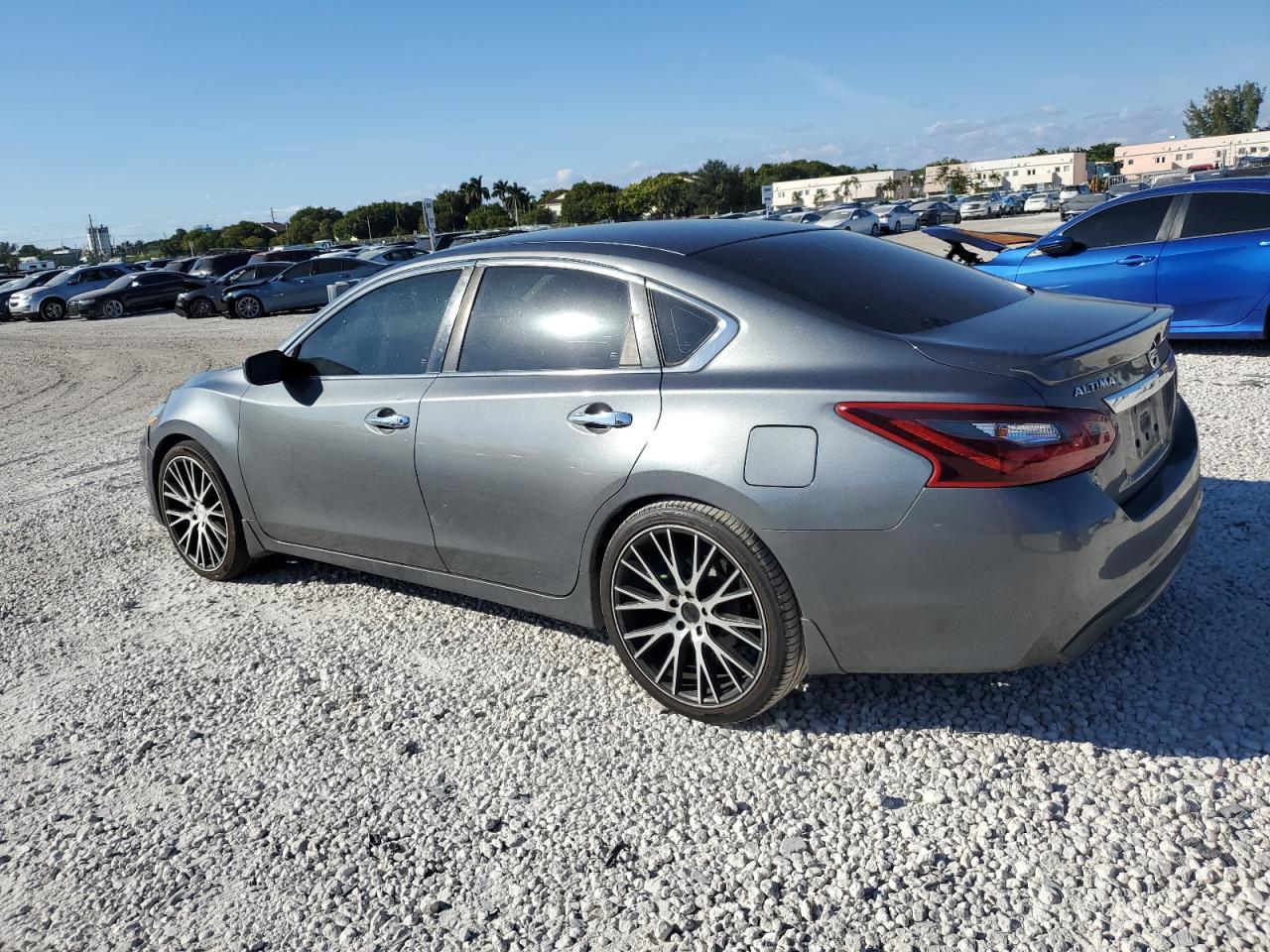 2017 NISSAN ALTIMA