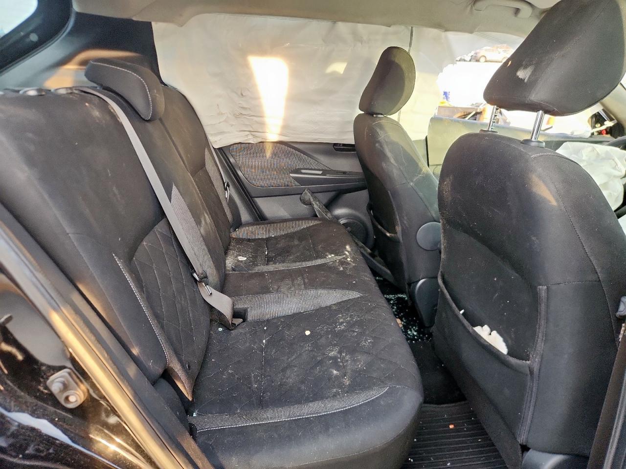 2019 NISSAN KICKS