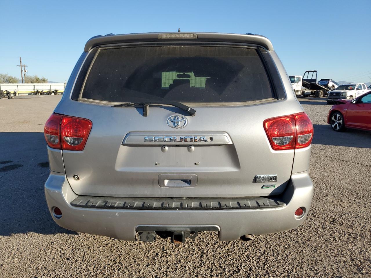 2017 TOYOTA Sequoia
