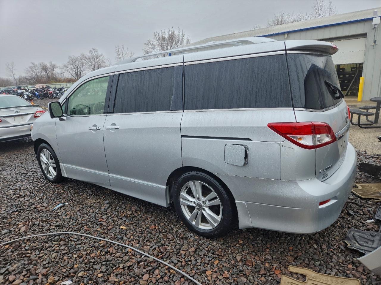 2013 NISSAN Quest