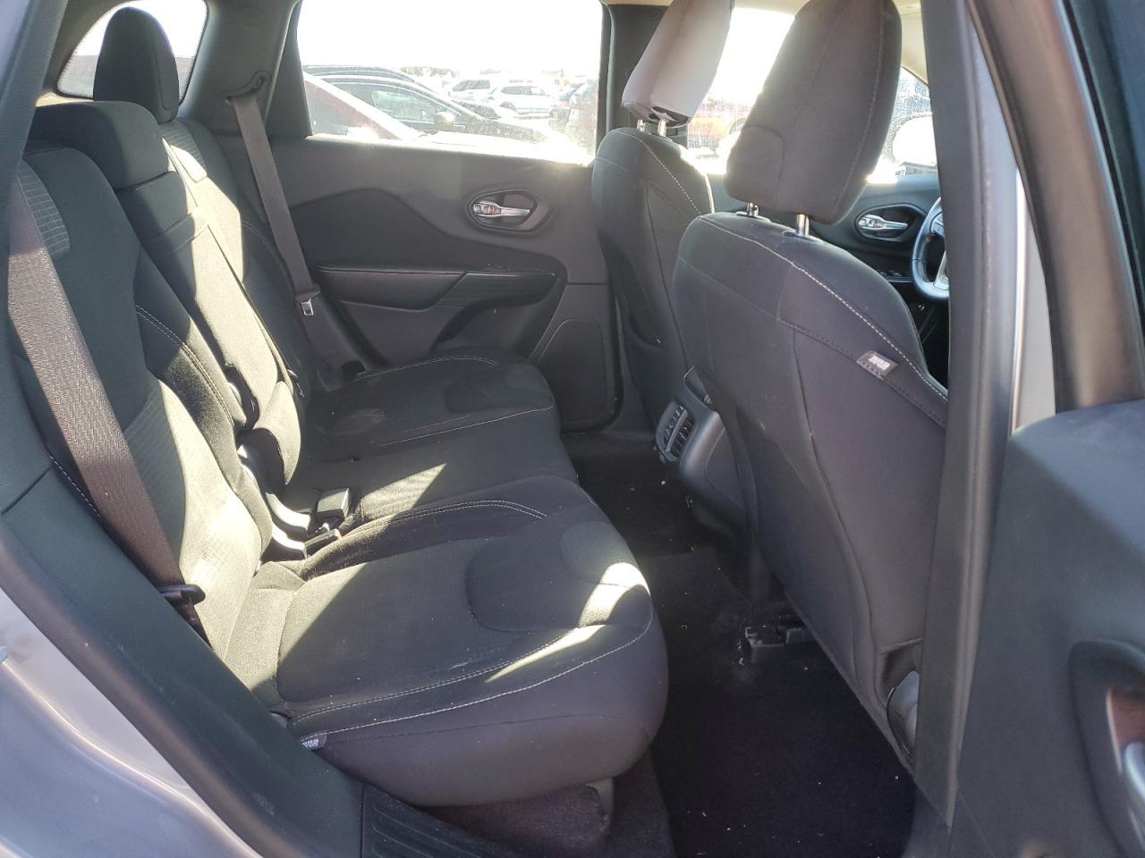 2016 JEEP CHEROKEE