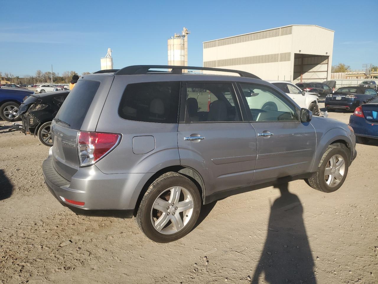 2010 SUBARU FORESTER