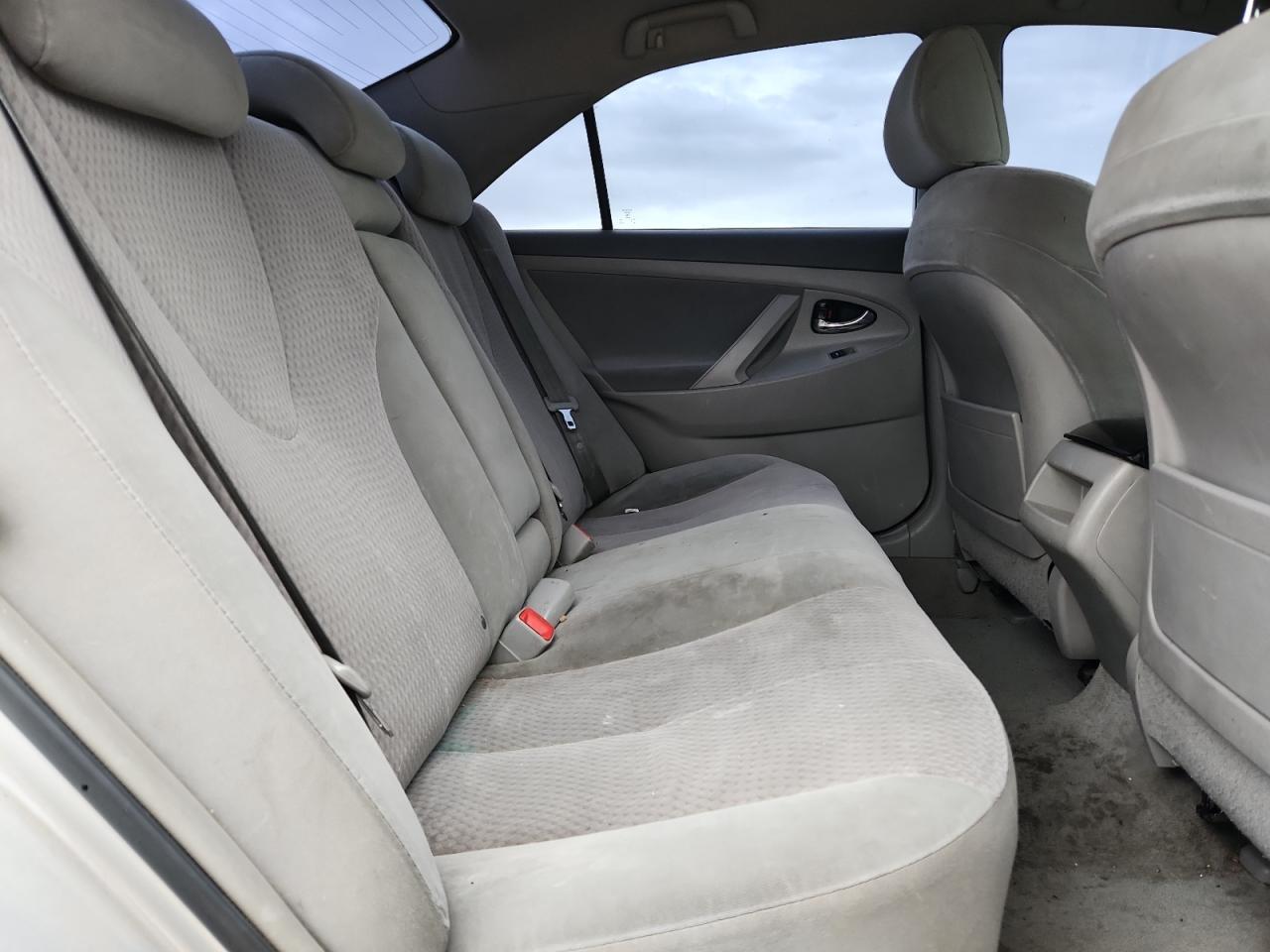 2011 TOYOTA CAMRY