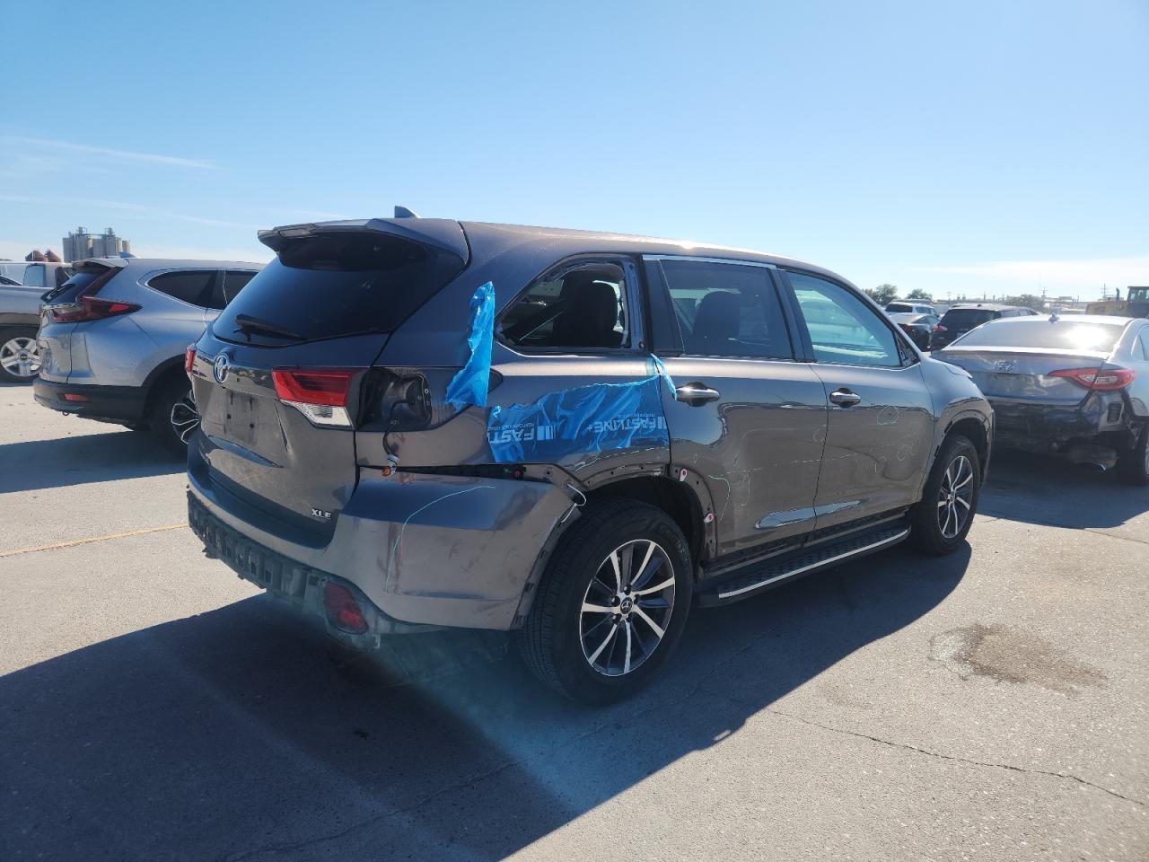 2017 TOYOTA HIGHLANDER