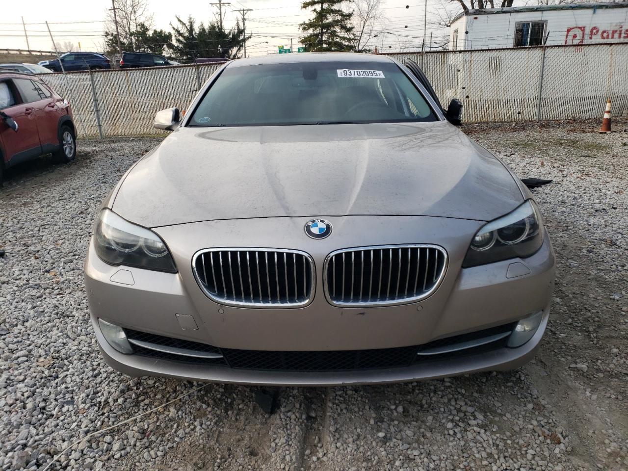 2011 BMW 5 series