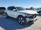 2022 VOLVO XC40