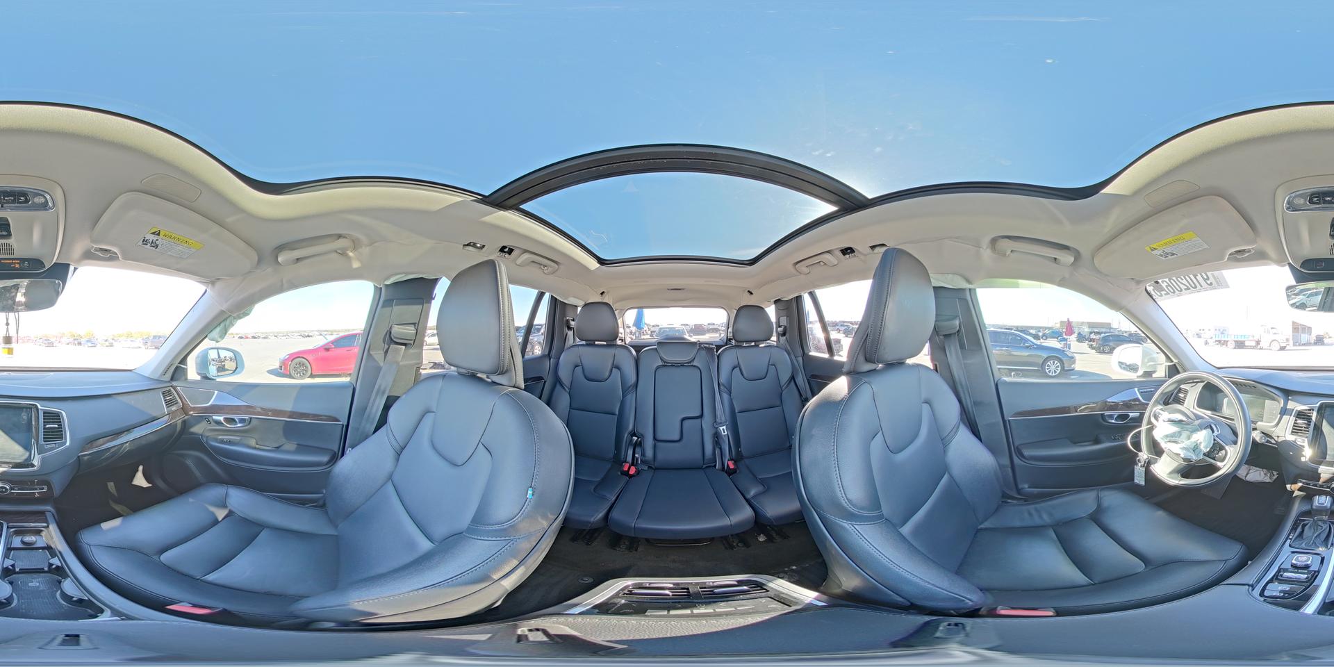2019 VOLVO XC90