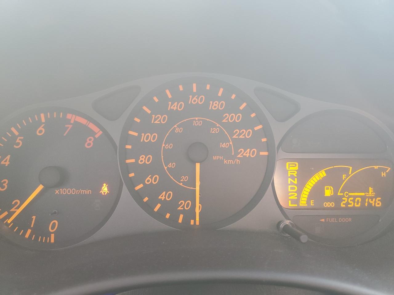 2004 TOYOTA Celica