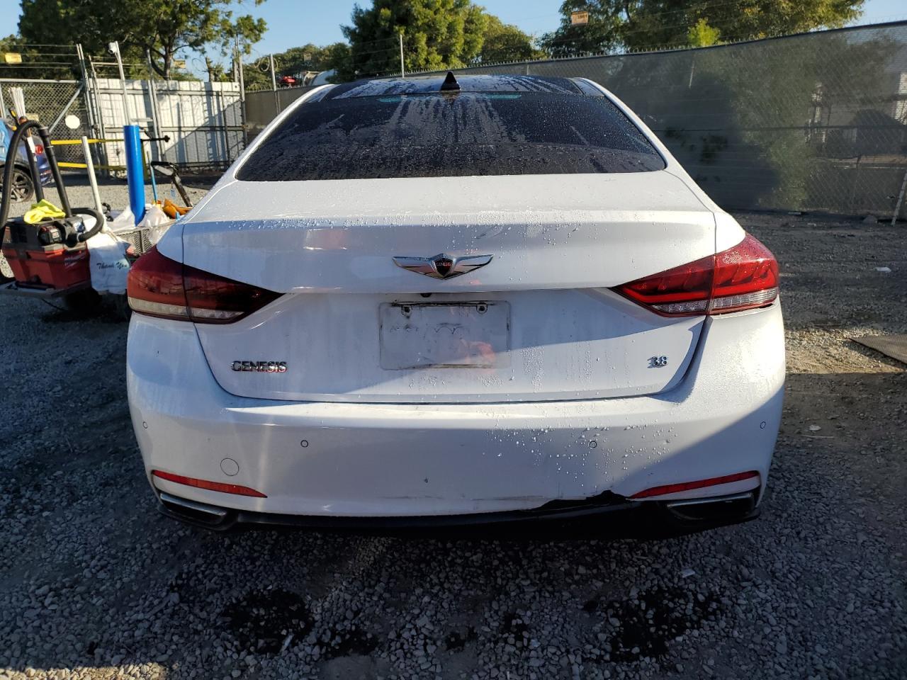 2016 HYUNDAI GENESIS