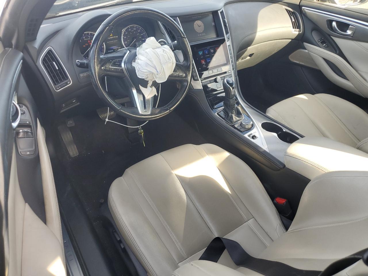 2017 INFINITI Q60