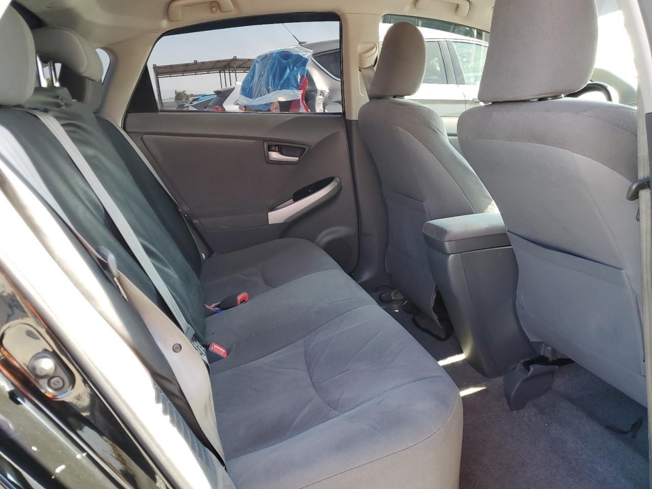 2011 TOYOTA PRIUS