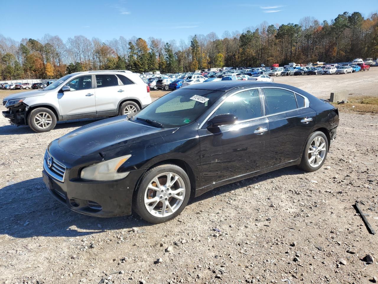 2013 NISSAN Maxima