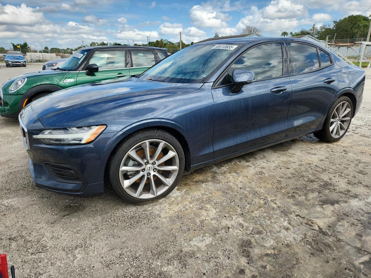 2020 VOLVO S60