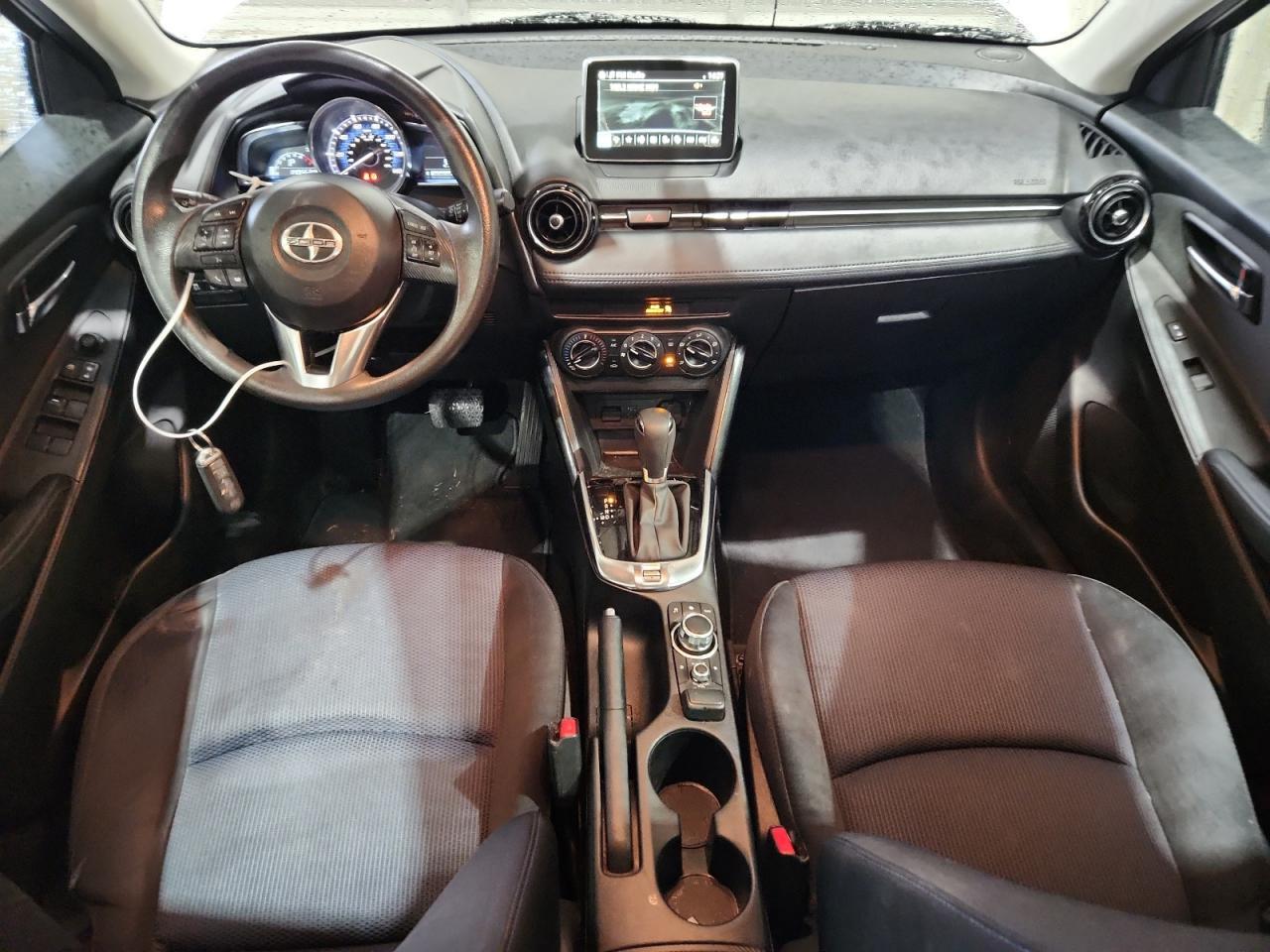 2016 TOYOTA SCION