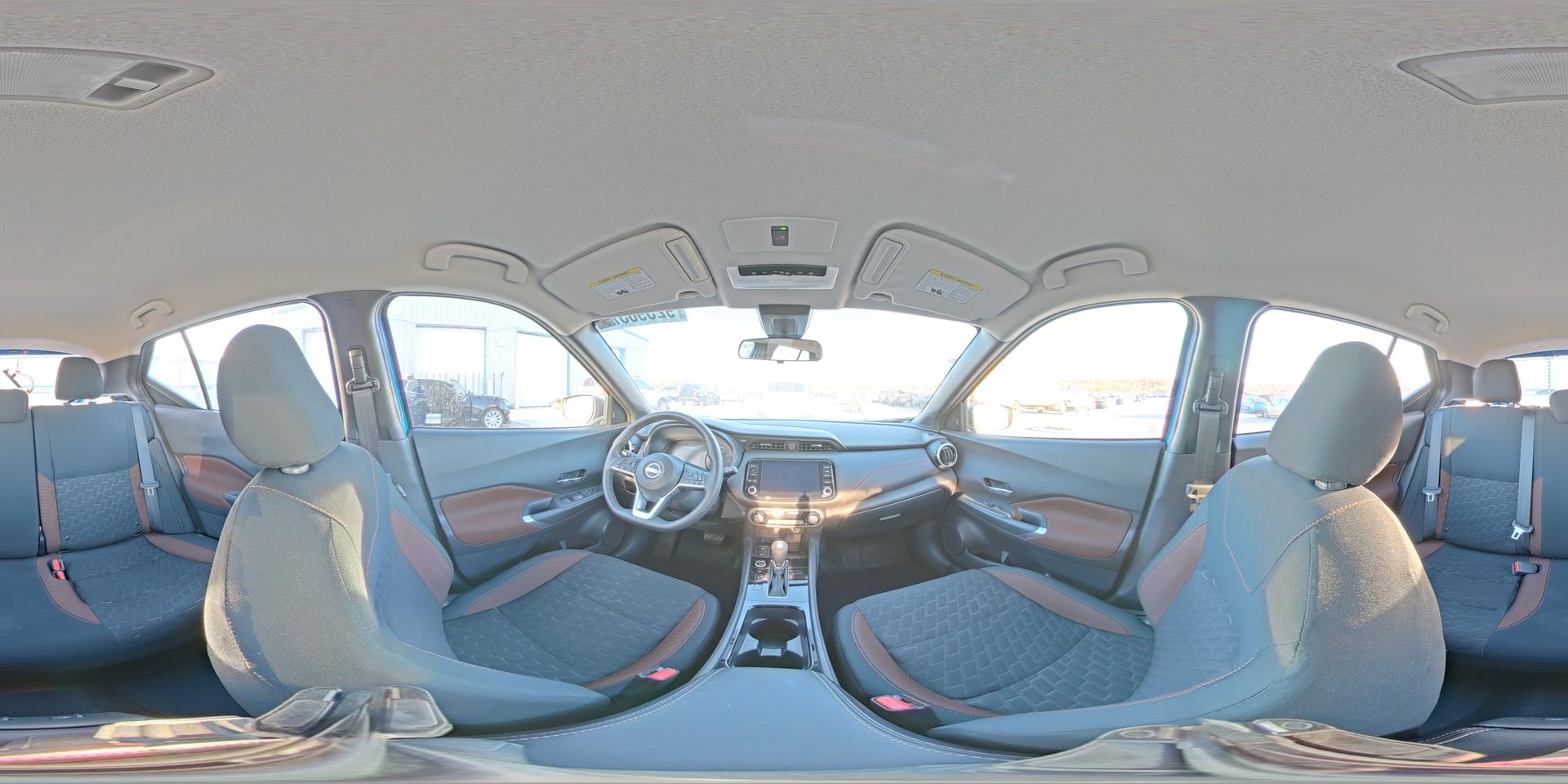 2024 NISSAN KICKS