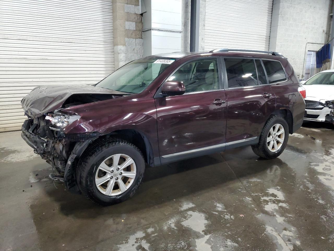 2013 TOYOTA HIGHLANDER