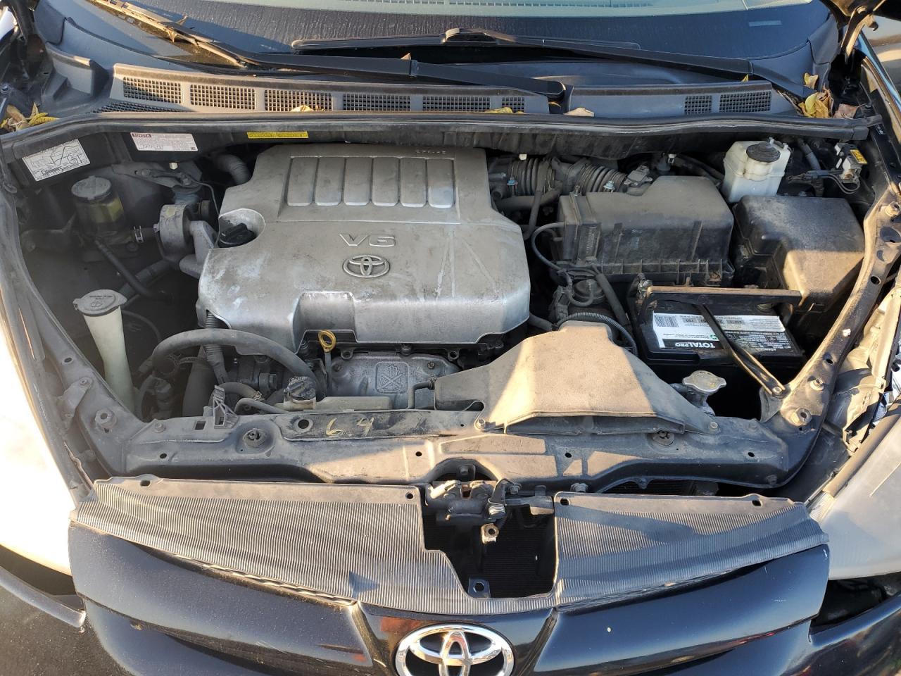 2008 TOYOTA SIENNA