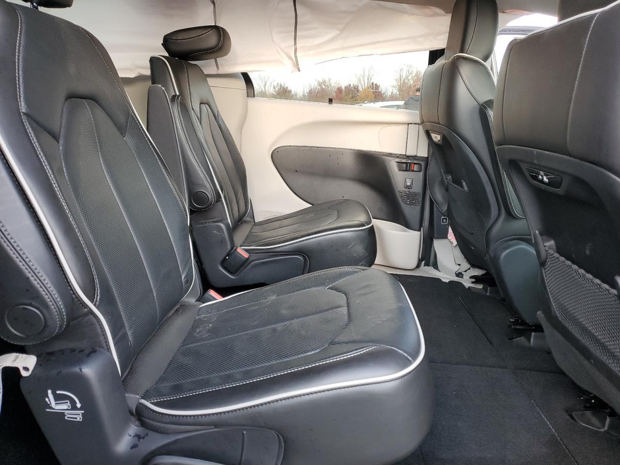 2021 CHRYSLER Pacifica