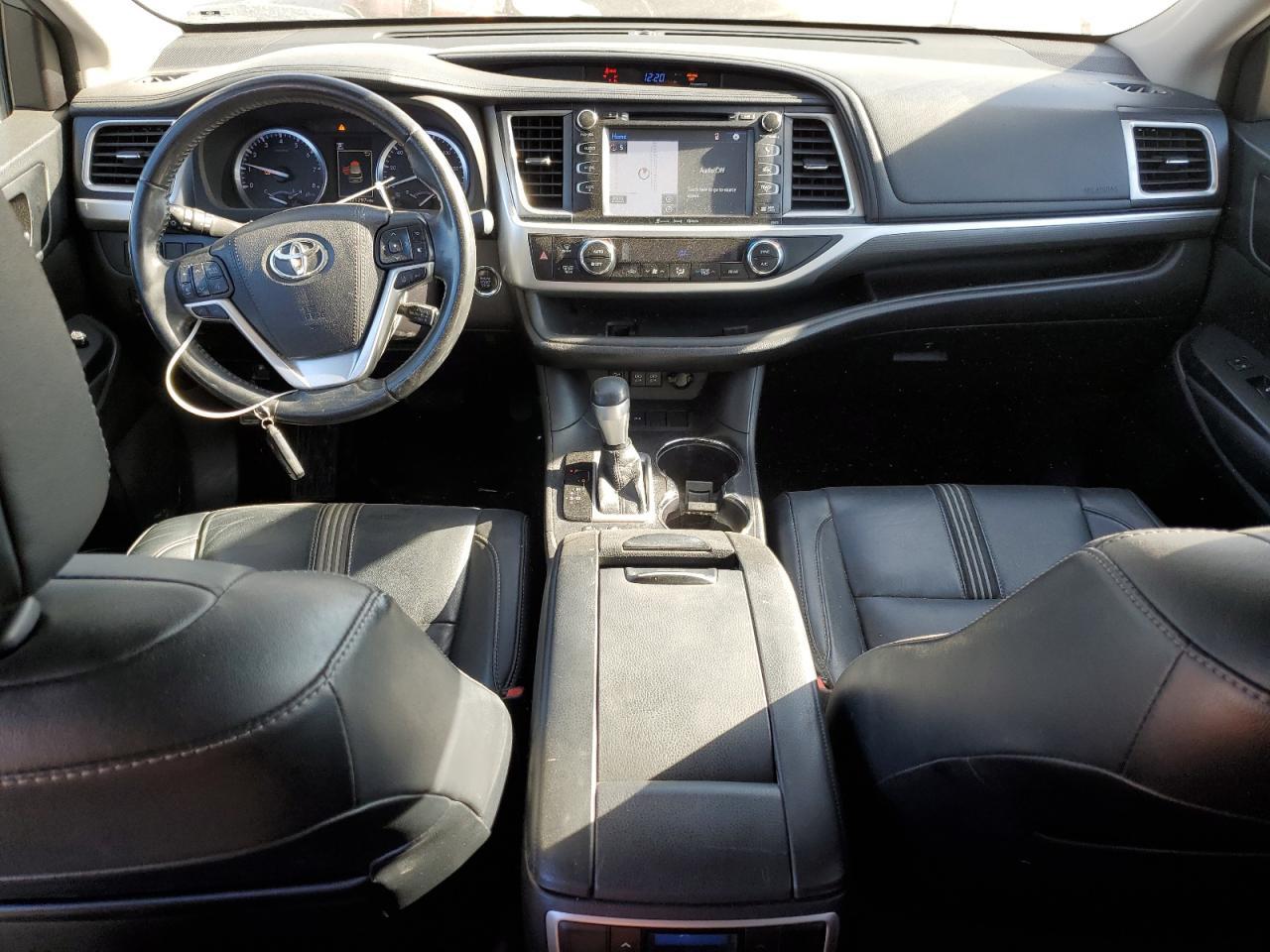 2018 TOYOTA HIGHLANDER