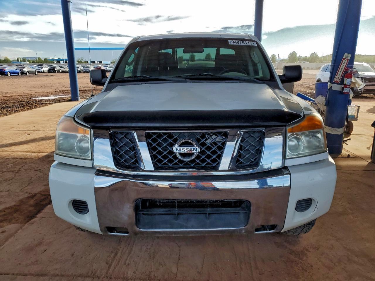 2011 NISSAN Titan