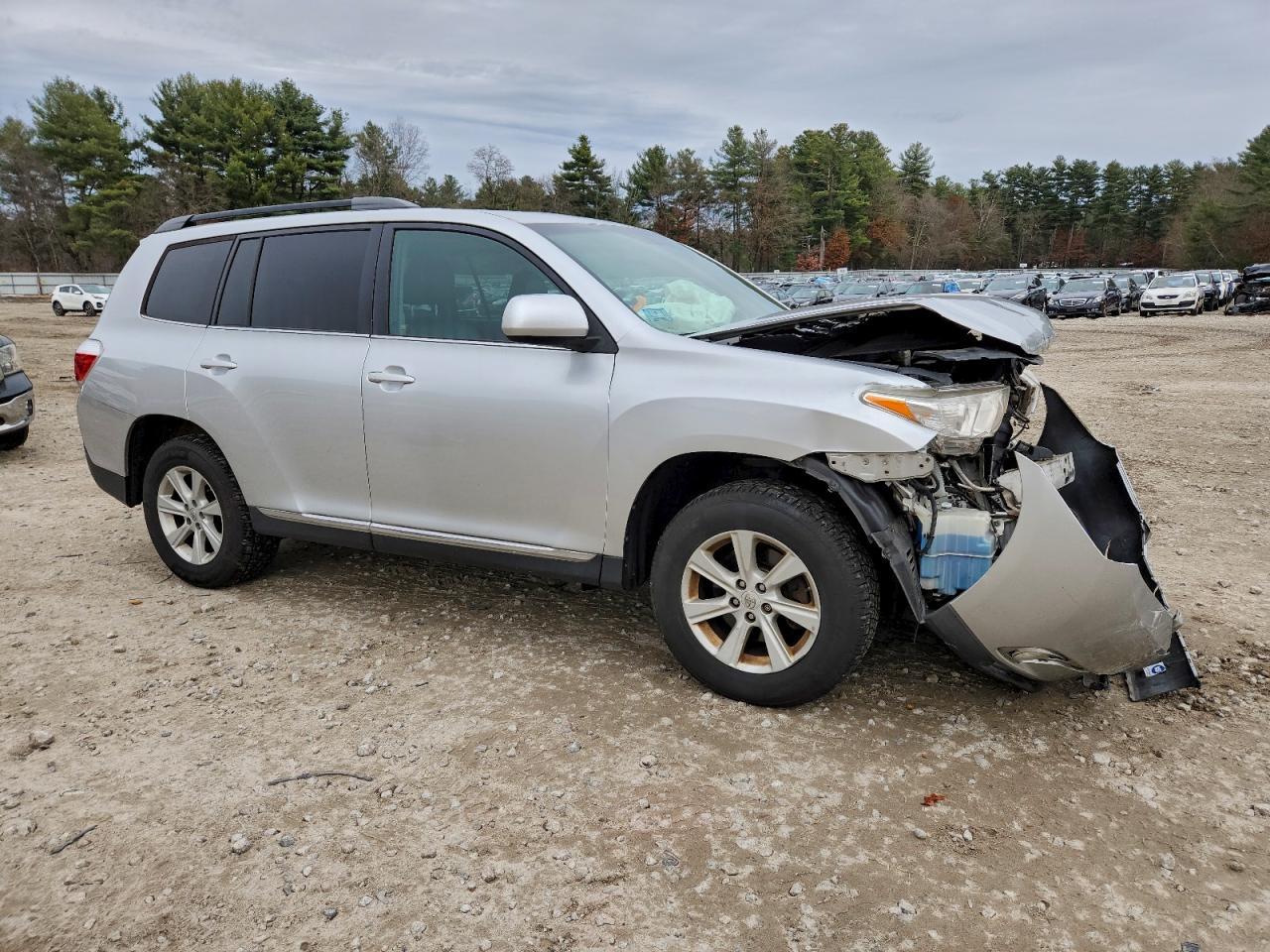 2013 TOYOTA HIGHLANDER