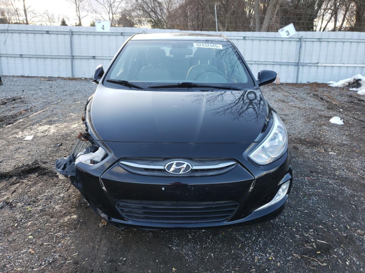 2016 HYUNDAI ACCENT
