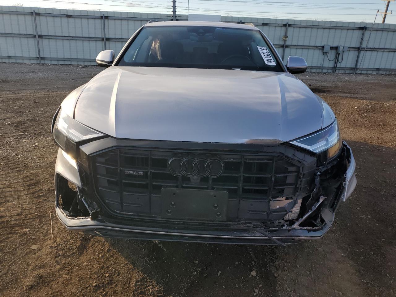 2021 AUDI Q8