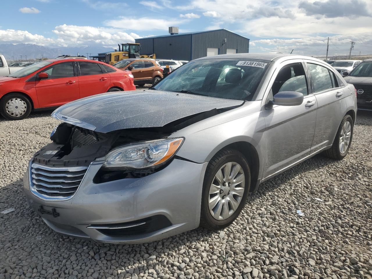 2013 CHRYSLER 200