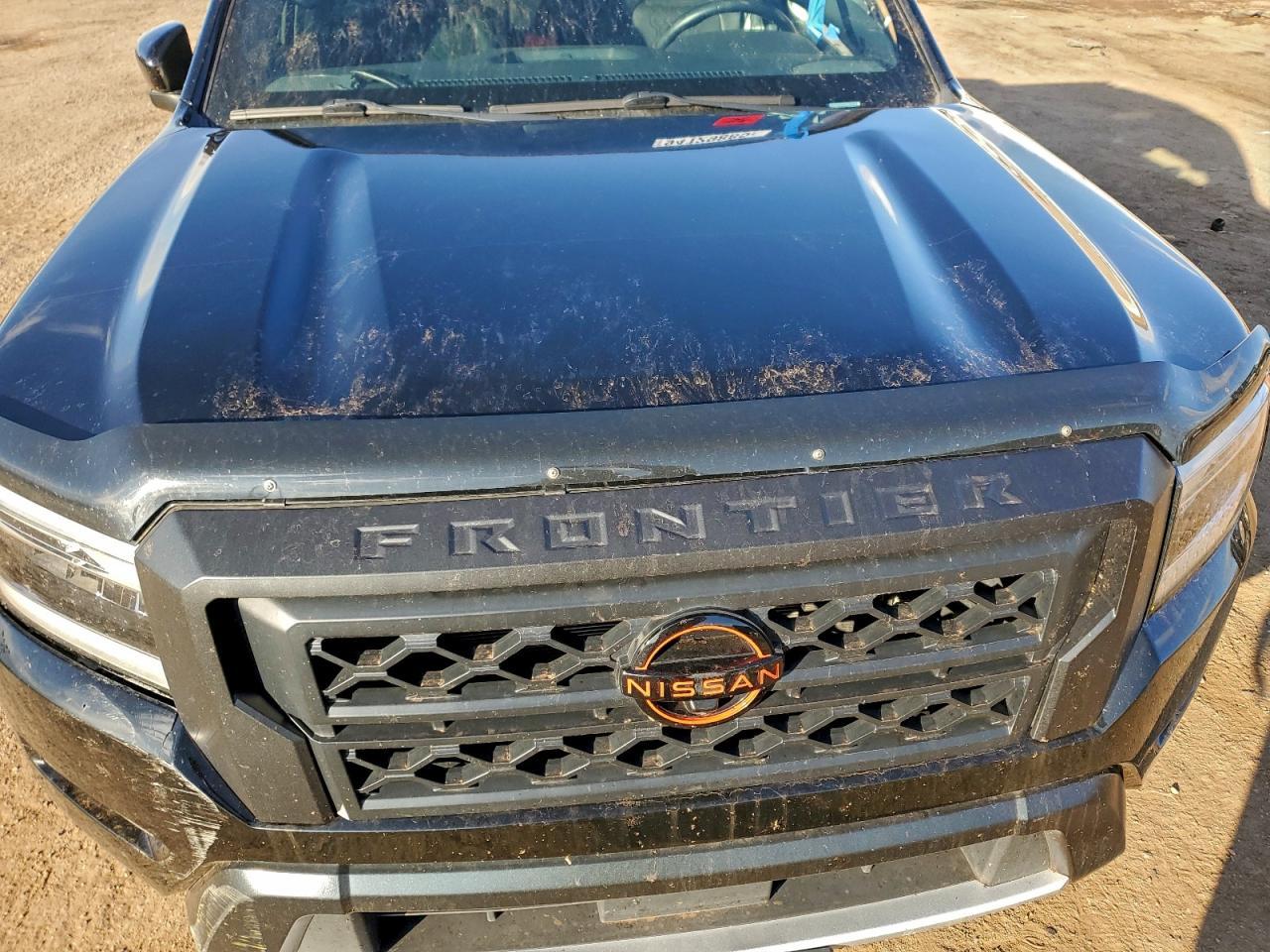2022 NISSAN Frontier