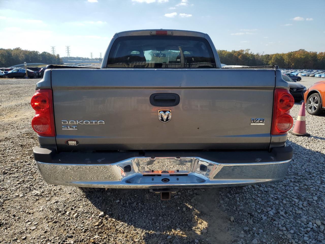 2006 DODGE Dakota