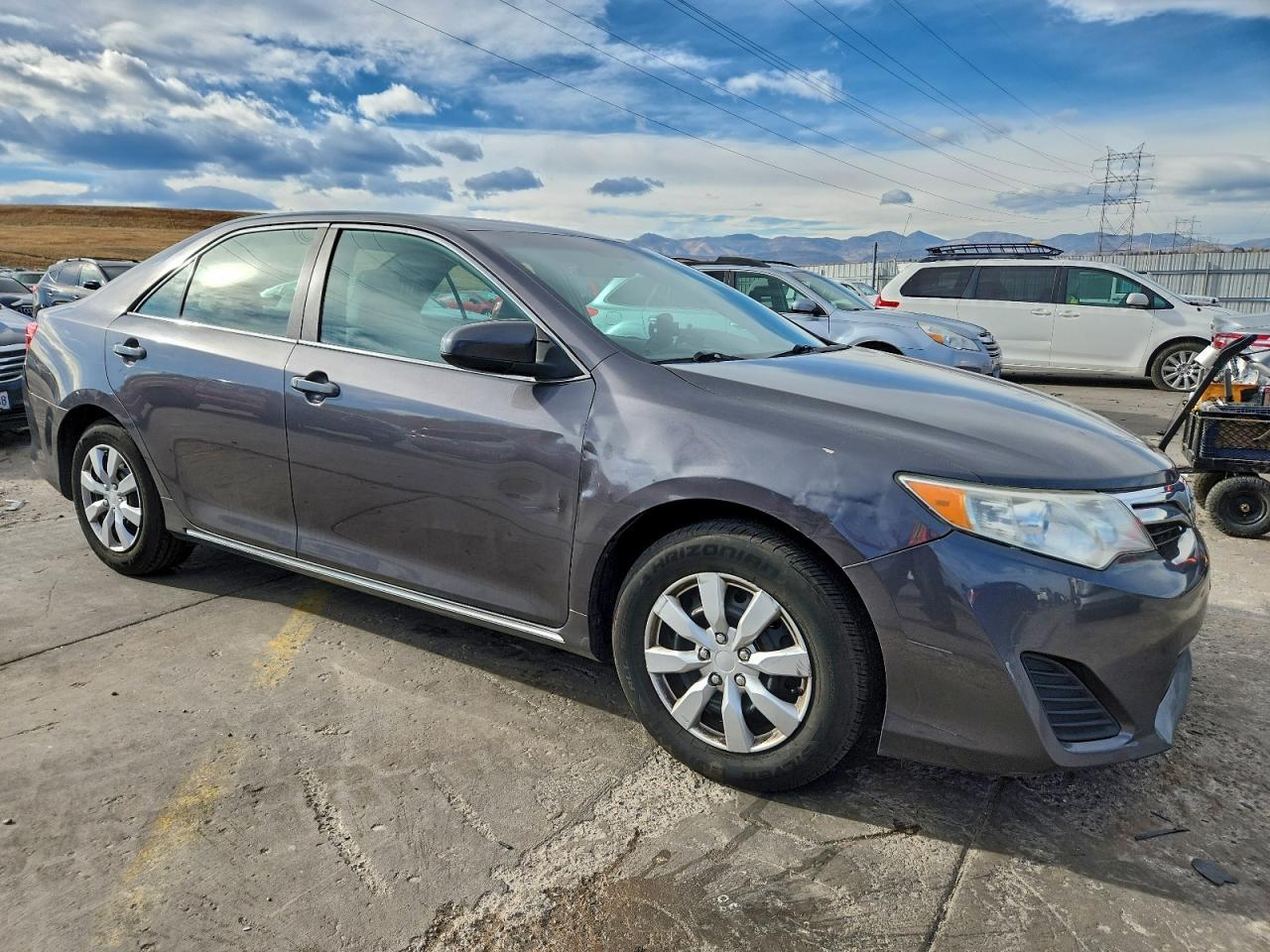 2013 TOYOTA CAMRY