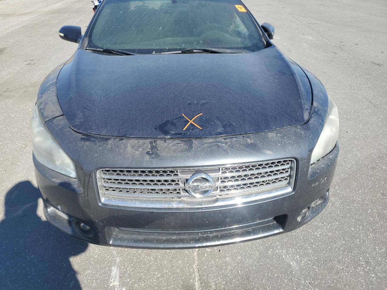 2010 NISSAN Maxima