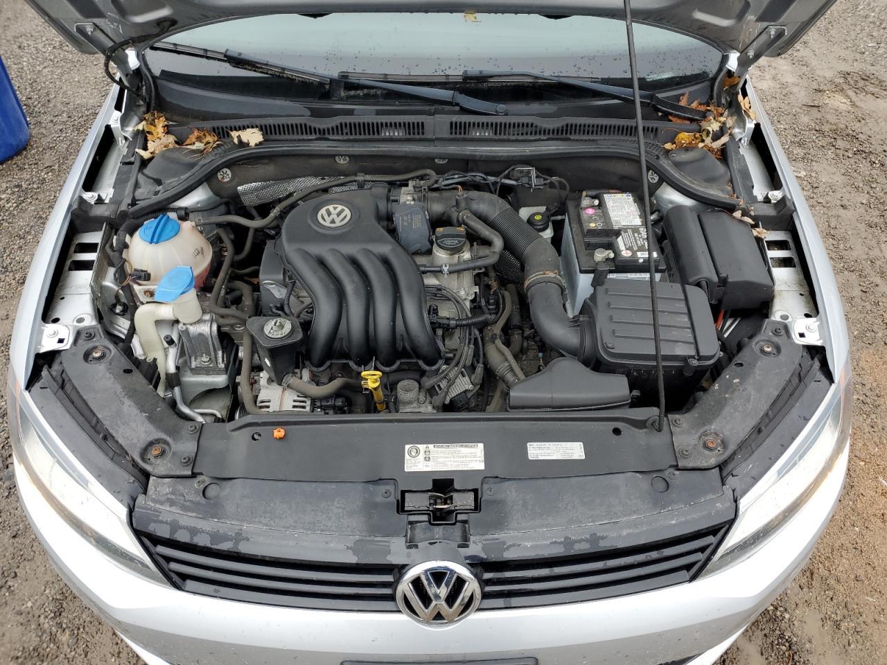 2013 VOLKSWAGEN JETTA