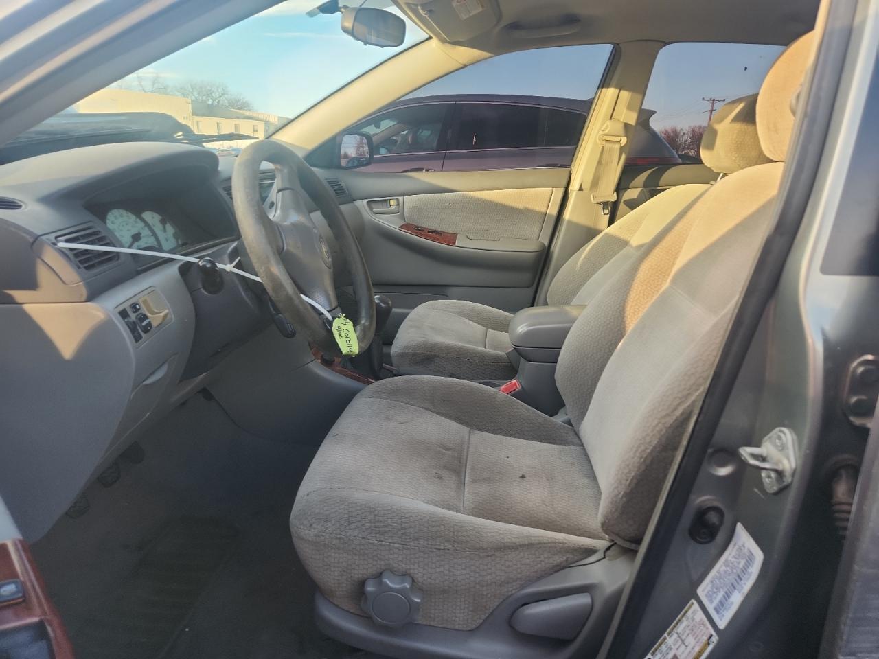 2004 TOYOTA COROLLA