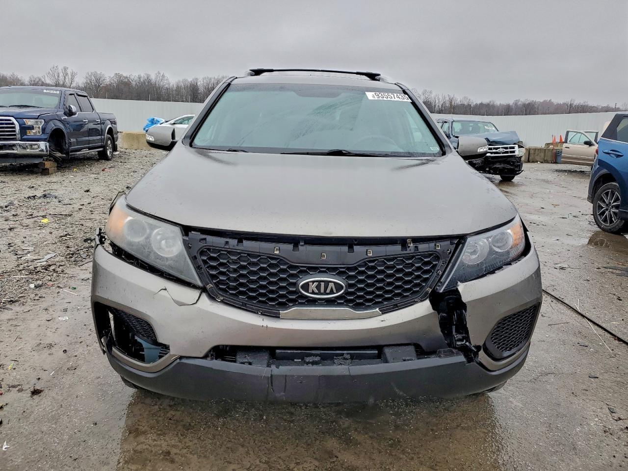 2011 KIA SORENTO