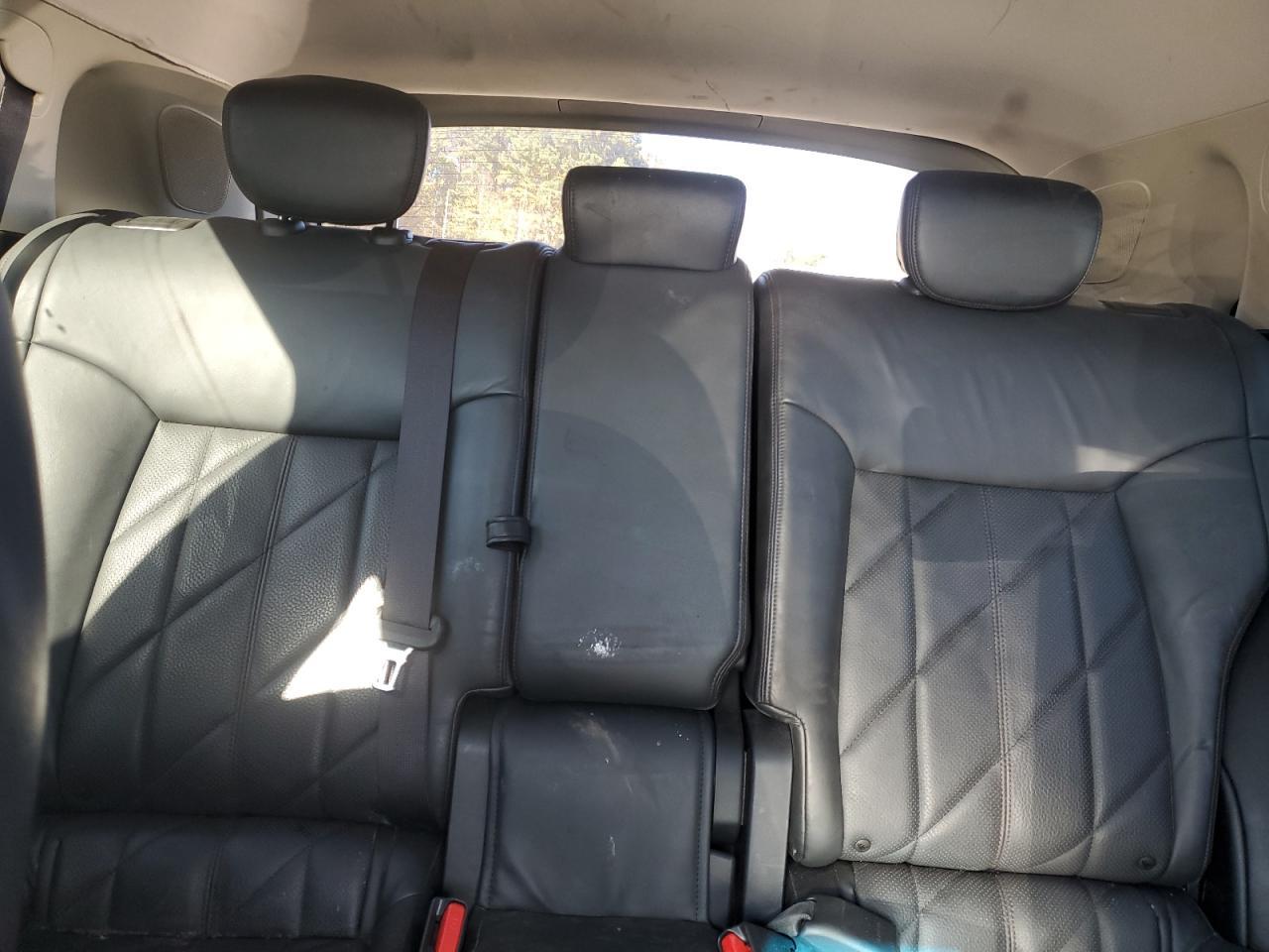 2010 INFINITI FX35