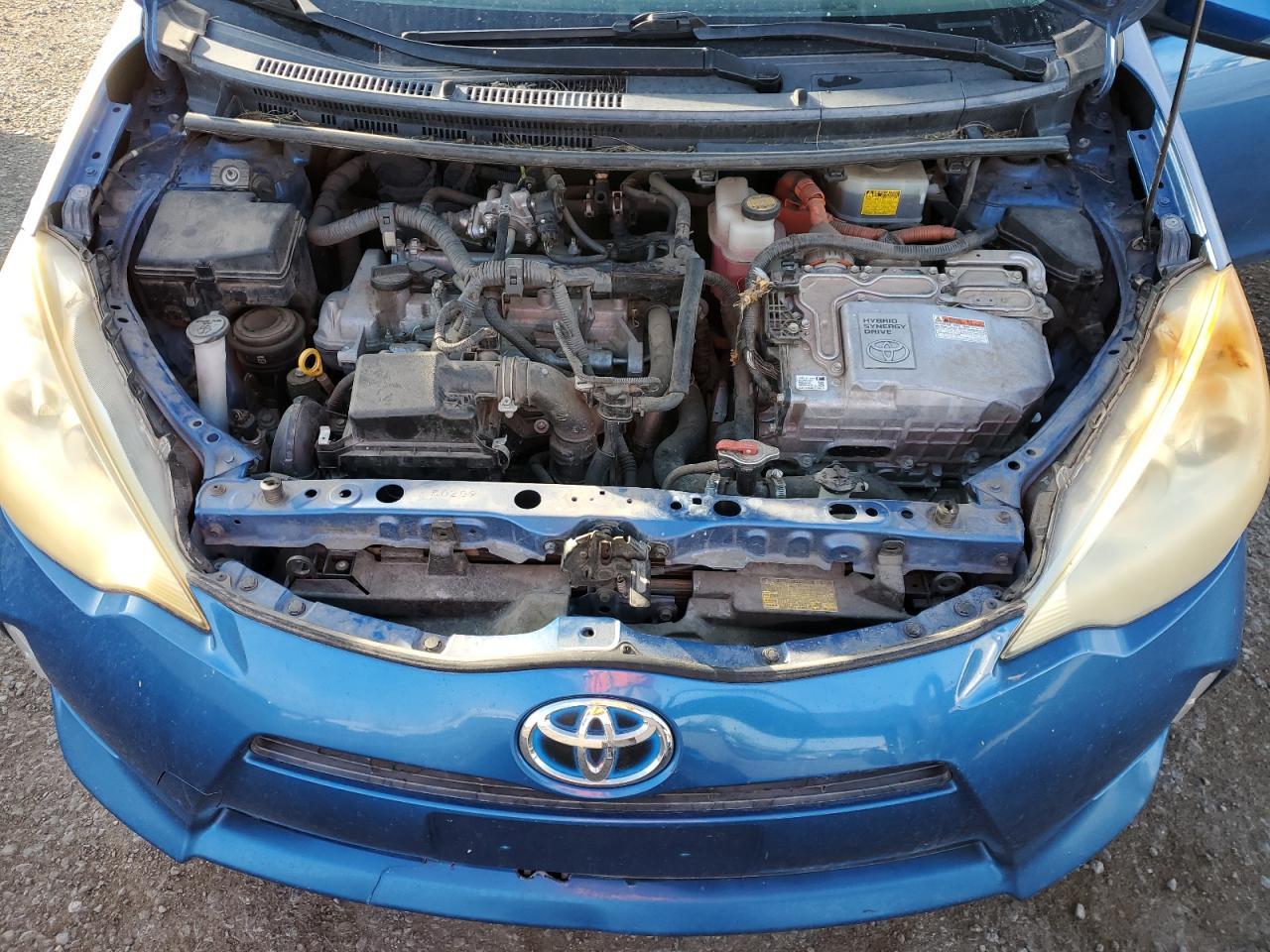 2012 TOYOTA Prius c