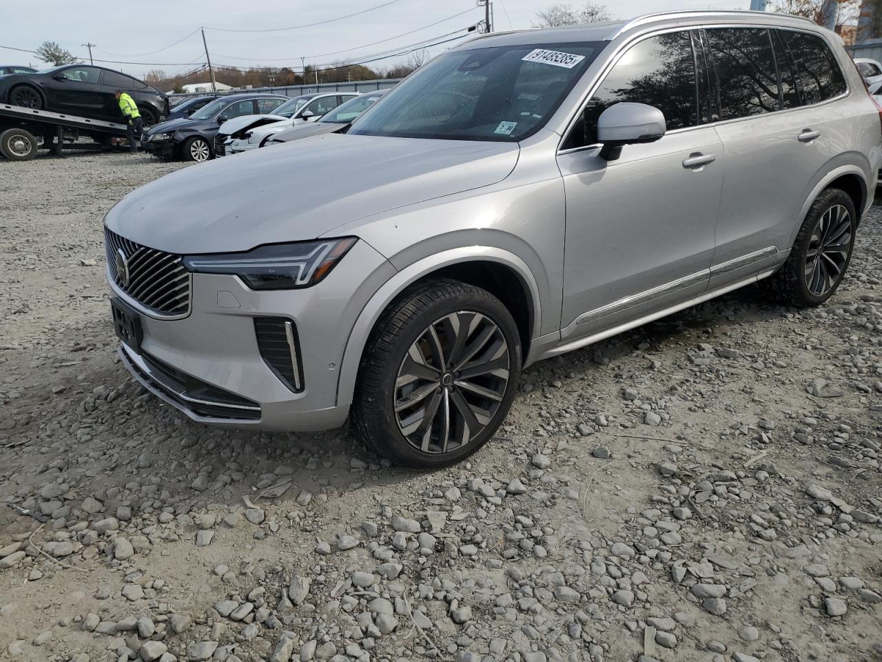 2025 VOLVO XC90